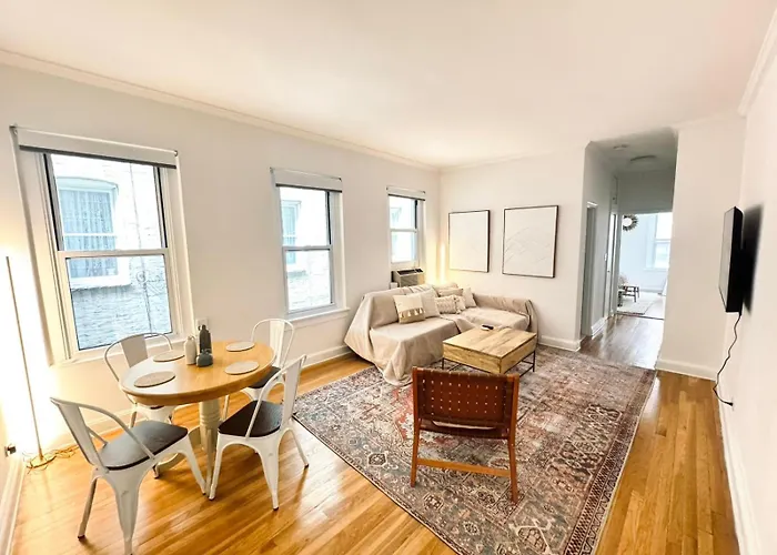 Upper East Side 2 Bedrooms Gem