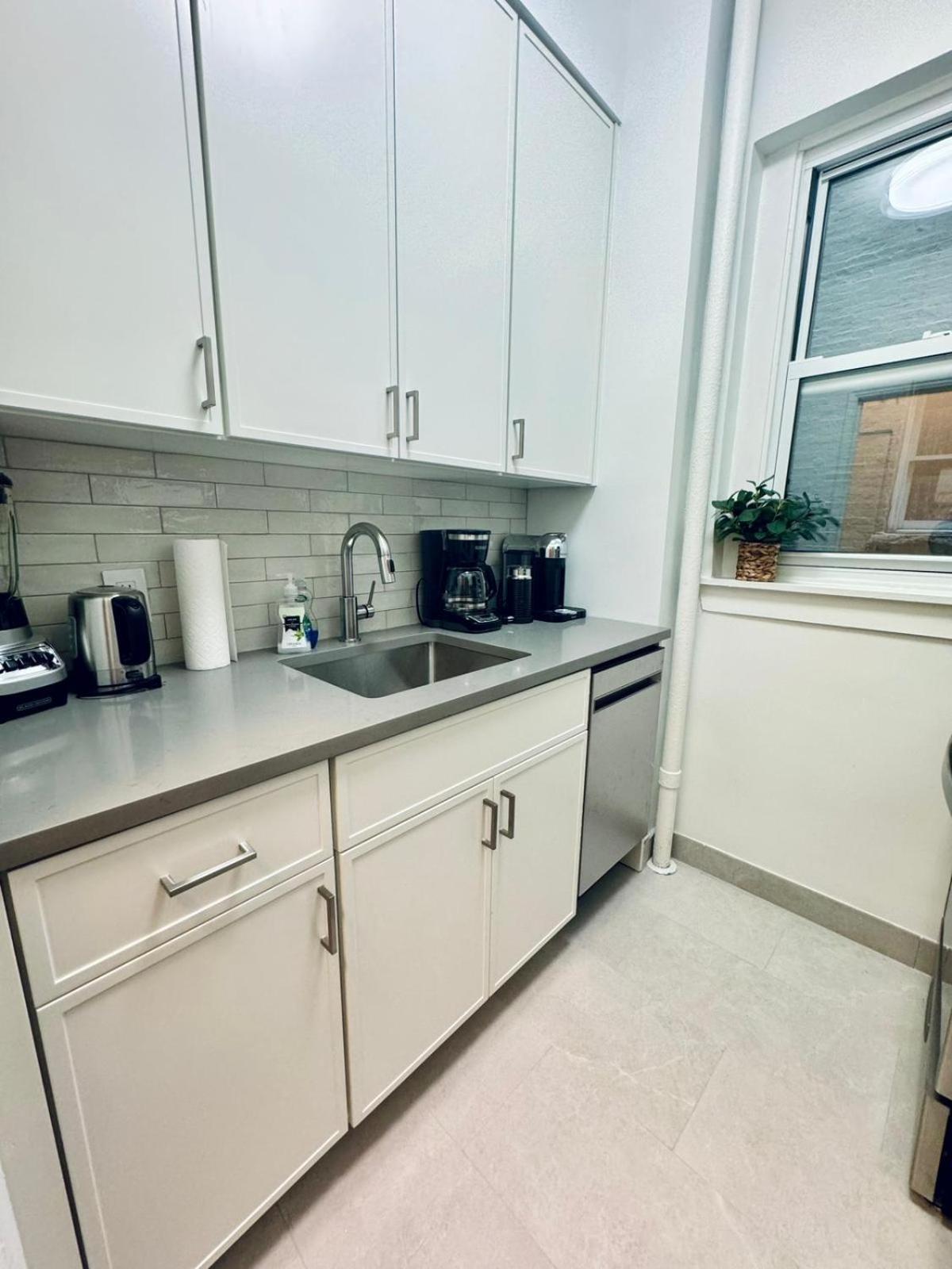 Upper East Side 2 Bedrooms Gem Apartamento