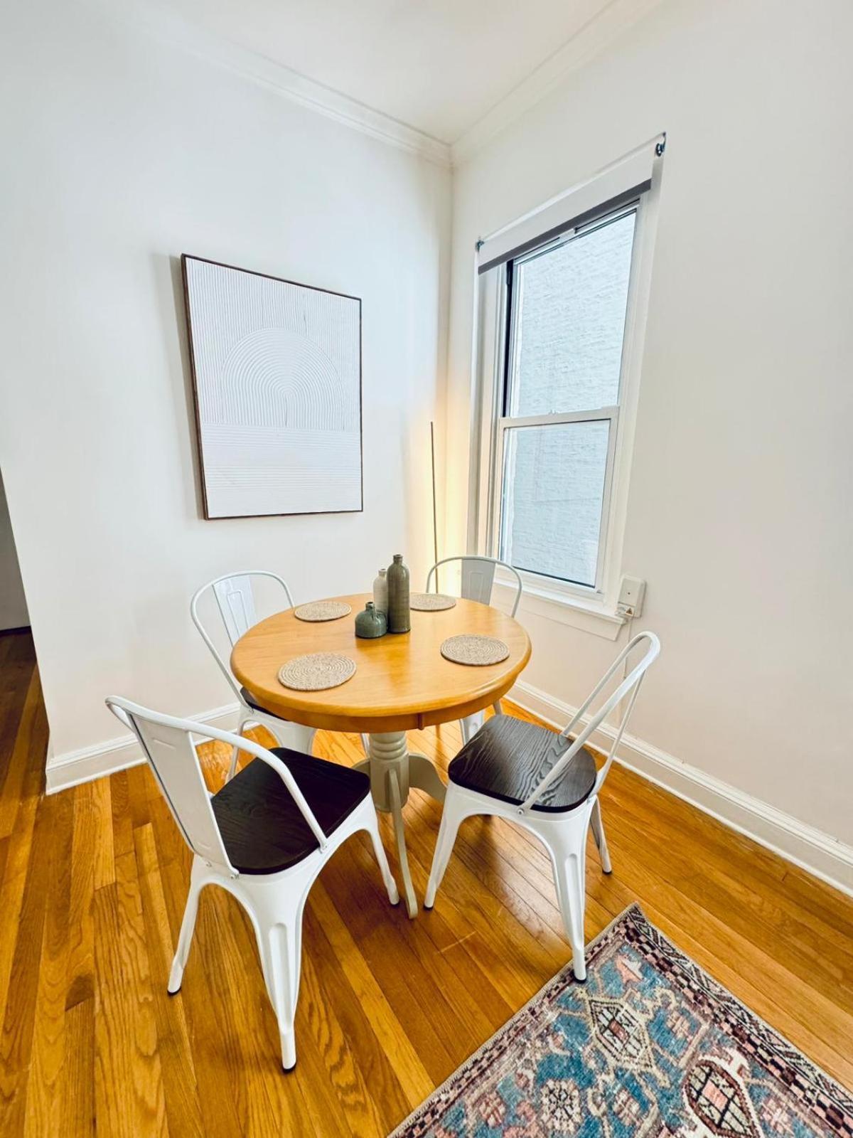 Upper East Side 2 Bedrooms Gem * Nova York